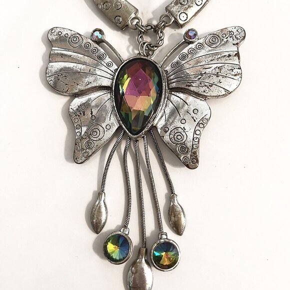 Halloween 🧙♀️ Vintage butterfly necklace with aurora borealis stones - Picture 3 of 4
